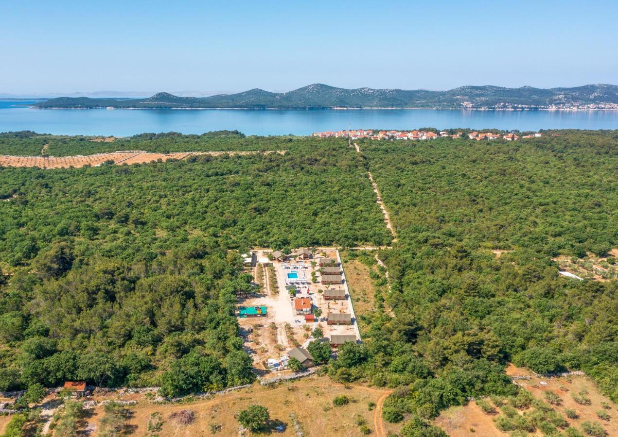 Grande Glamping With Pool Hotel Biograd Na Moru Exterior photo