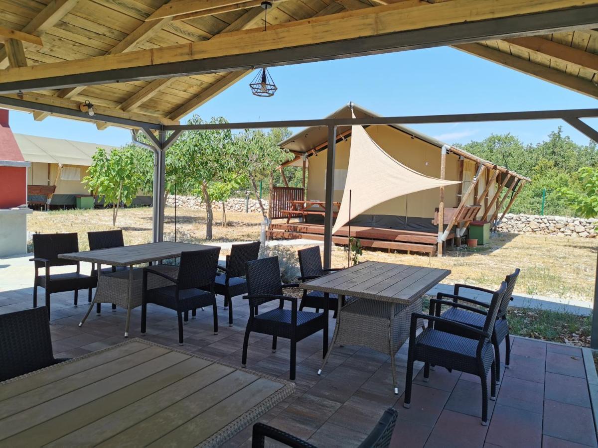 Grande Glamping With Pool Hotel Biograd Na Moru Exterior photo