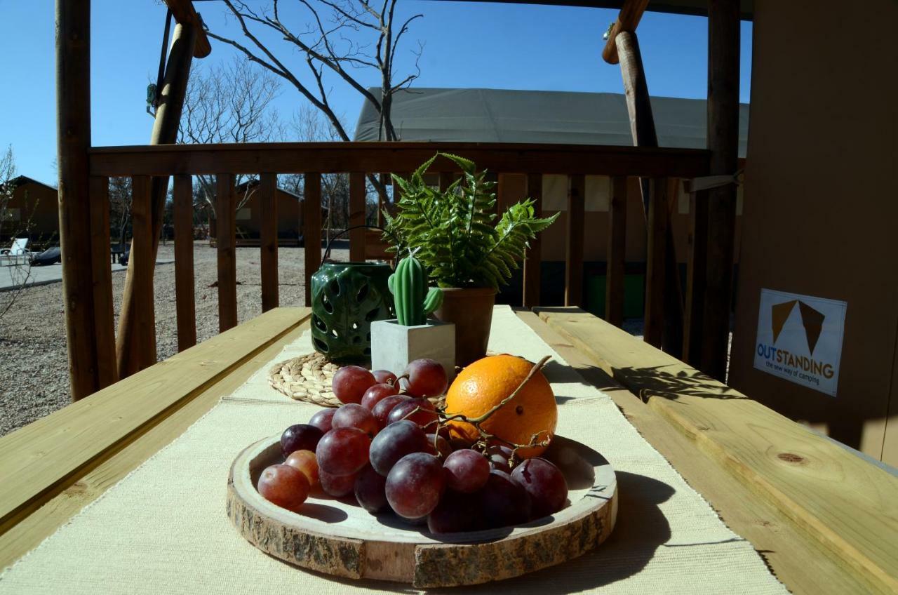 Grande Glamping With Pool Hotel Biograd Na Moru Exterior photo